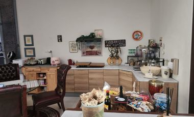 RUMAH MEWAH DALAM PERUM DI MAGUWOHARJO DEPOK