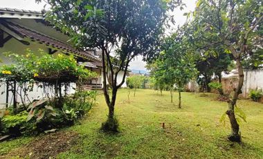 Dijual rumah luas di sayap Setiabudi Bandung harga di bawah NJOP