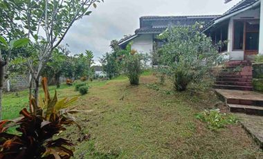 Dijual rumah luas di sayap Setiabudi Bandung harga di bawah NJOP