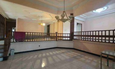 Dijual rumah luas di sayap Setiabudi Bandung harga di bawah NJOP