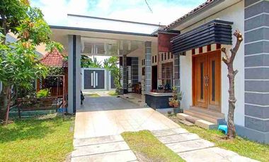 Rumah Mewah Luas Tengah Kota Solo Dekat Manahan