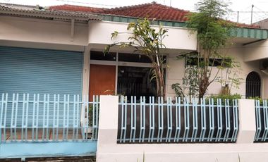 Rumah terawat siap huni di jl Elang Andir kota Bandung