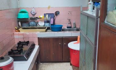 Rumah terawat siap huni di jl Elang Andir kota Bandung