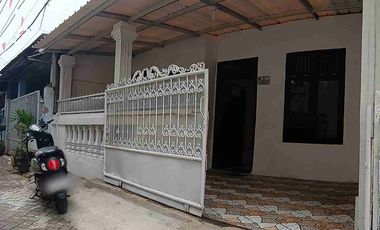 Rumah 3 Bedroom Nyaman Adem Baru Renovasi