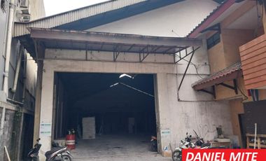 GUDANG KEBAYORAN LAMA JAKARTA SELATAN