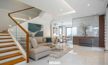 Full furnished stylish Townhouse