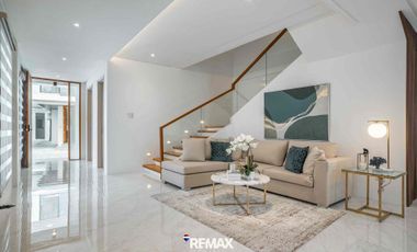 Full furnished stylish Townhouse