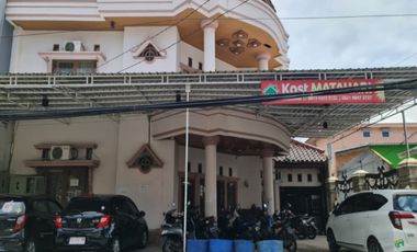 RUMAH KOST 2 LANTAI – 32 KAMAR AKTIF, Jl. Ance Dg. Ngoyo, Panakkukang – Makassar