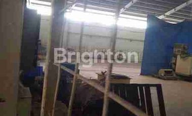 DIJUAL PABRIK GUDANG YANG MASIH BEROPRASI DI KARAWANG TIMUR