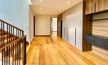 Alabang West Village, 3 Storey House and Lot for Sale in Las Pinas City