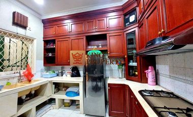 LOKASI STRATEGIS! DISEWAKAN RUMAH KARTINI 5KMR SIAP HUNI JAKARTA PUSAT