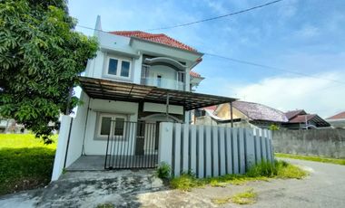 DIJUAL RUMAH STRATEGIS