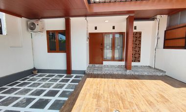 house in Mumbul Nusa Dua, furnished, spacious terrace, near the toll road