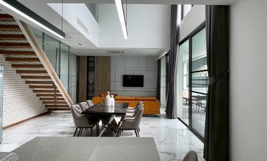 Luxury Pool Villa for Sale or Rent – Chiang Mai