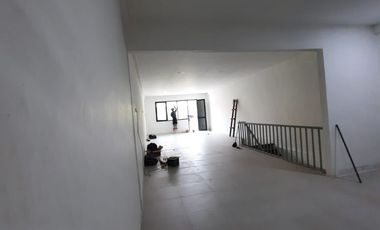 DISEWA RUKO PLUIT BARAT, PENJARINGAN, JAKARTA UTARA, 120 m2, 2 LANTAI.