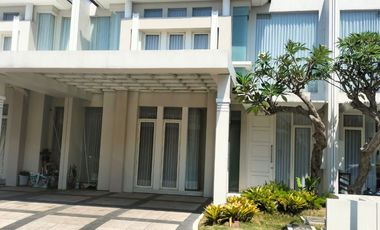 Full Furnished Rumah 2 Lantai Grand Pakuwon Cluster Brisbane