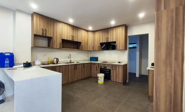 For Sale 2 Storey House & Lot 4BR in Woodland Hills Silangan San Mateo Rizal. KSA