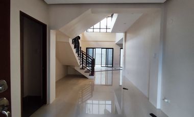 For Sale 2 Storey House & Lot 4BR in Woodland Hills Silangan San Mateo Rizal. KSA