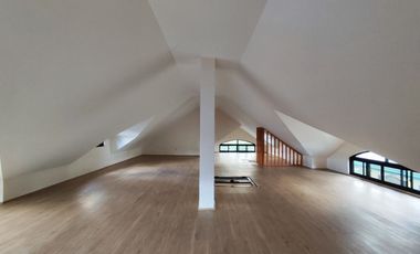 For Sale 2 Storey House & Lot 4BR in Woodland Hills Silangan San Mateo Rizal. KSA