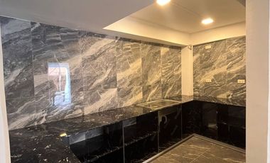 🚨🏠Newly Renovated 3-Storey House ''MASSIVE PRICE DROP! YOUR DREAM HOME AWAITS! 🏠🚨 Deca Homes Mandaue Prime – Act Fast!