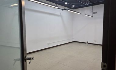 VERY GOOD PRICE 585sqm BPO 24/7 Office Lease  MAKATI CITY FOR LEASE