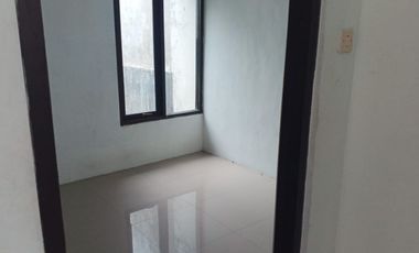 Dijual Rumah Siap Huni. Terawat dekat Pasar  Lokasi Perum. Prambon Regency Prambon Sidoarjo