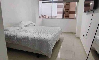 En Renta departamento en Urbanización San Sebastian