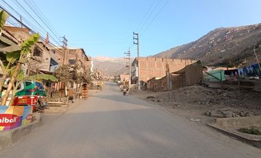 VENTA DE CASA EN SANTA CLARA URB. HIJOS DE APURIMAC 5TA ETAPA 2 DPTOS COCHERA