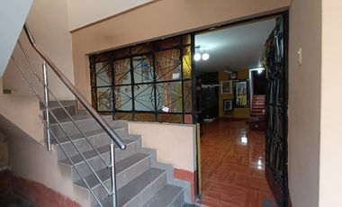 VENTA DE CASA EN SANTA CLARA URB. HIJOS DE APURIMAC 5TA ETAPA 2 DPTOS COCHERA