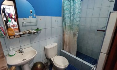 VENTA DE CASA EN SANTA CLARA URB. HIJOS DE APURIMAC 5TA ETAPA 2 DPTOS COCHERA