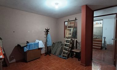VENTA DE CASA EN SANTA CLARA URB. HIJOS DE APURIMAC 5TA ETAPA 2 DPTOS COCHERA