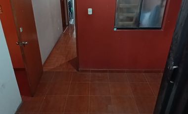 VENTA DE CASA EN SANTA CLARA URB. HIJOS DE APURIMAC 5TA ETAPA 2 DPTOS COCHERA