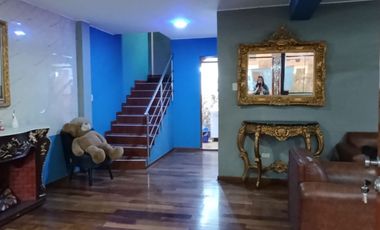 VENTA DE CASA EN SANTA CLARA URB. HIJOS DE APURIMAC 5TA ETAPA 2 DPTOS COCHERA