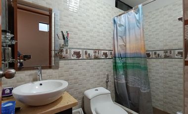 VENTA DE CASA EN SANTA CLARA URB. HIJOS DE APURIMAC 5TA ETAPA 2 DPTOS COCHERA