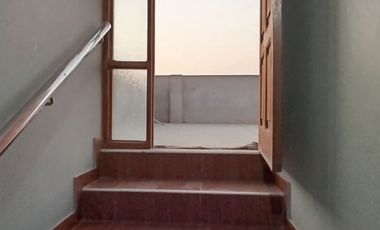 VENTA DE CASA EN SANTA CLARA URB. HIJOS DE APURIMAC 5TA ETAPA 2 DPTOS COCHERA