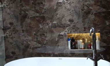 RUMAH MEWAH KOLAM RENANG CIREBON KOTA