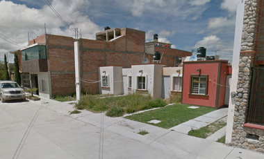 CASA DE RECUPERACIÓN BANCARIA EN CALLE CHICHIMECAS, FRACC. LOS ZARCOS, SAN FELIPE, GUANAJUATO. ¡NO SE ACEPTAN CRÉDITOS!