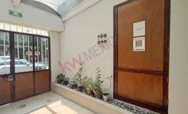 Casa/clinica con uso de suelo en venta