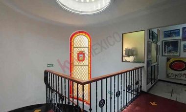 Casa/clinica con uso de suelo en venta