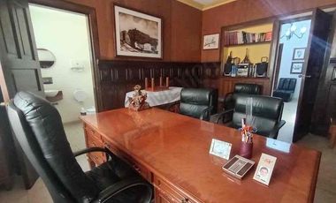 Casa/clinica con uso de suelo en venta