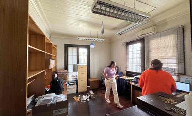 Arriendo Casa Oficina en Providencia - 5 Privados