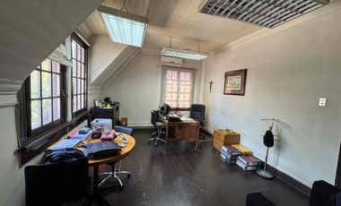 Arriendo Casa Oficina en Providencia - 5 Privados