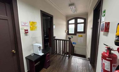 Arriendo Casa Oficina en Providencia - 5 Privados