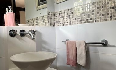 ACOGEDORA CASA DE UN PISO