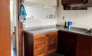 ACOGEDORA CASA DE UN PISO