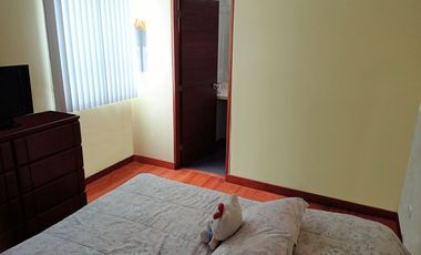Surco VISTA ALEGRE – DÚPLEX Penthouse de Lujo de 4 Dorm + Balcón + Terraza + Cocina separada