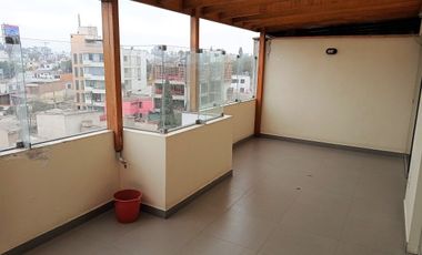 Surco VISTA ALEGRE – DÚPLEX Penthouse de Lujo de 4 Dorm + Balcón + Terraza + Cocina separada