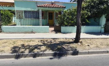 Venta De Casa En Sector De Santiago