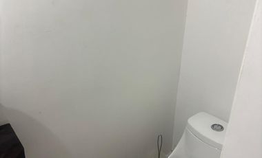 CASA EN VENTA COL. CERRADA MAGENTA, APODACA