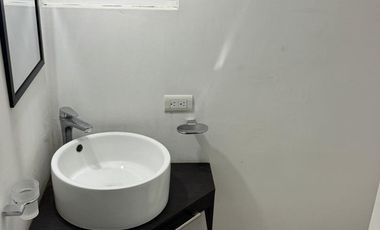 CASA EN VENTA COL. CERRADA MAGENTA, APODACA